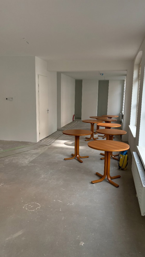 Image 1 of 8 mesas redondas de comedor (para catering)