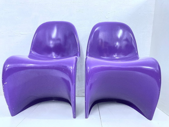 Image 1 of 2 Verner Panton Chairs Classic purple lacquered plastic Vitra signed 90s
