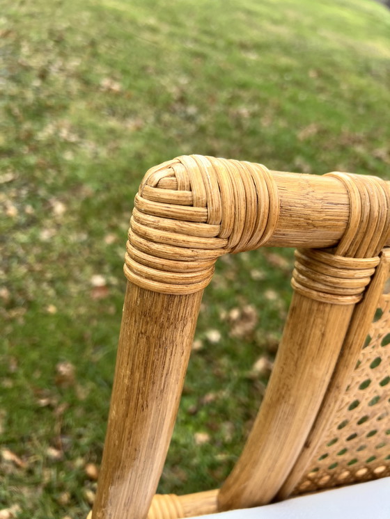 Image 1 of Due sedili avvolgenti in fettuccia e bambù