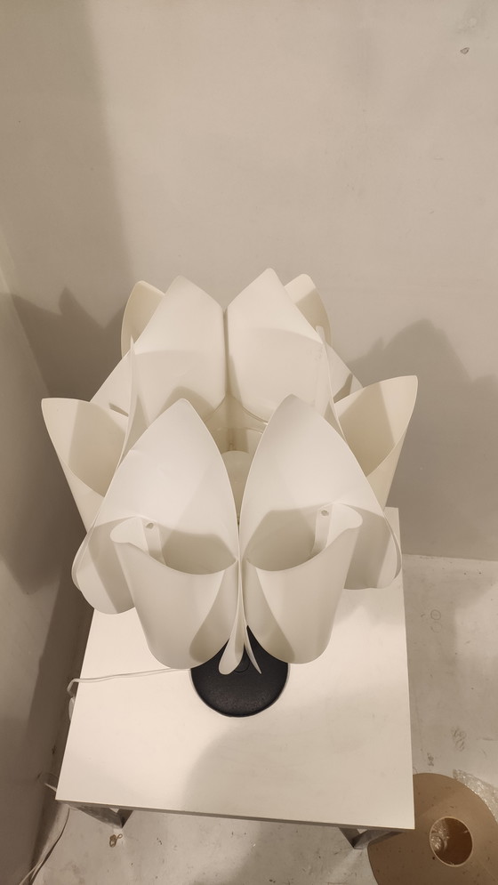 Image 1 of Ikea Knappa Tulip