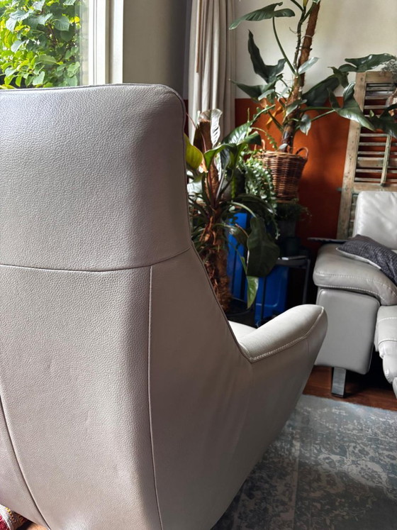 Luxury Design Leather Swivel Armchair (Bouman Potter) – Top Condition! – Swivel chairs (photo 3 of 5)