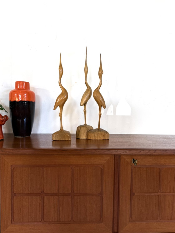 Image 1 of Conjunto antiguo de tallas de madera de garzas de los años 60.