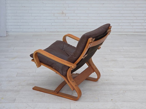 Image 1 of Fauteuil danois des années 1970 de la marque Komfort, cuir, toile et bois courbé.