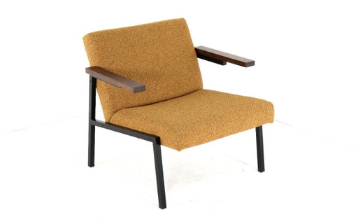 Martin Visser Spectrum SZ66 fauteuil vintage nieuw gestoffeerd