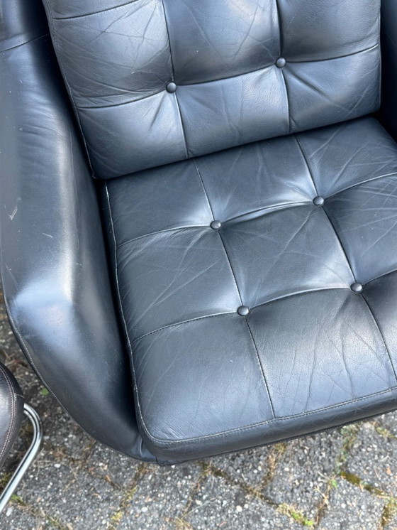 Image 1 of Vintage Bramia draaibare fauteuil met voetenbankje