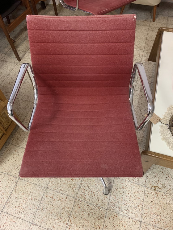 Image 1 of 4x sedie di design marca: vitra wine red