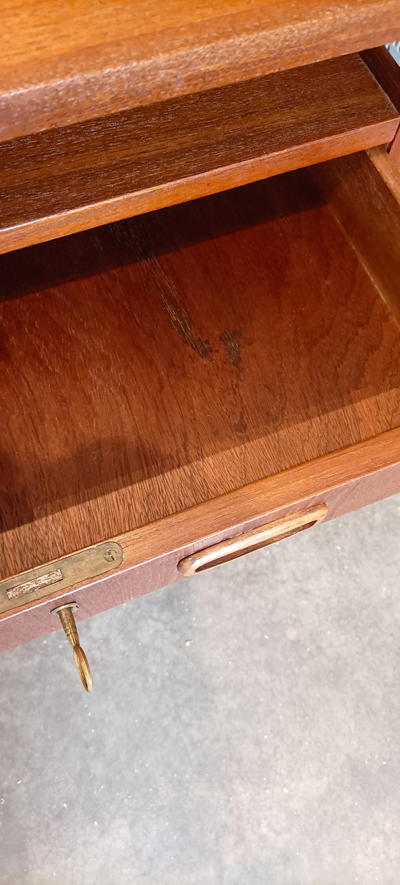 Image 1 of Deens vintage bureau