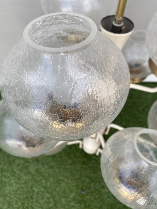 Lampada a sospensione di design vintage.