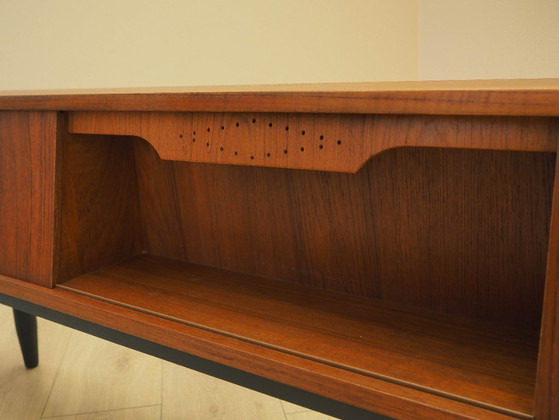 Teak sideboard with illuminated section and sliding doors, Denmark, 1960s – Wood (photo 12 of 14)