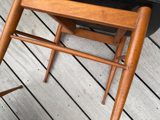 Three slender, charming 1960s French dining chairs - need restoration – Wood, Skai (photo 11 of 11)