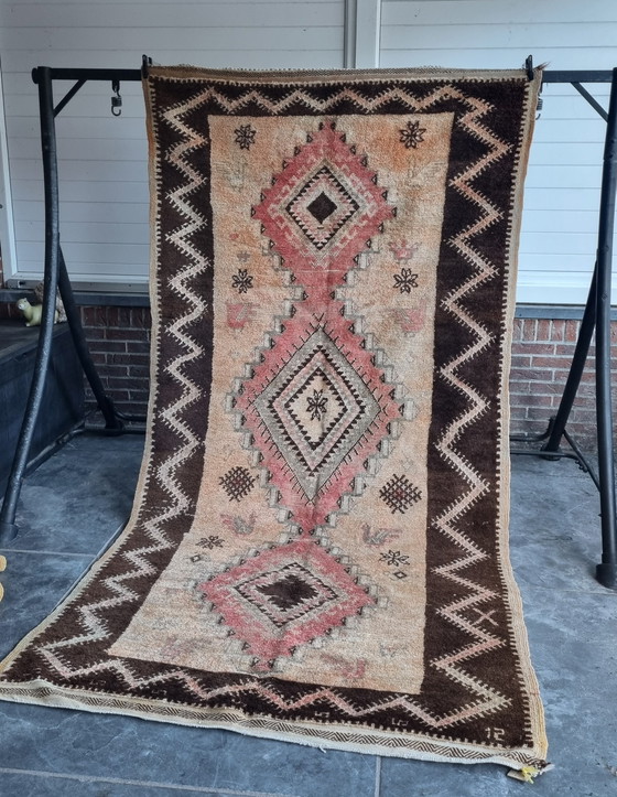 Image 1 of Vintage Berber carpet, Moroccan rug 140x285 cm