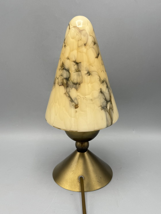 Image 1 of Vintage tafellamp met marmeren glazen kap – AGI Almelo (ca. 1970s)