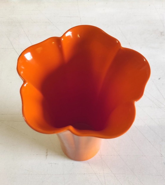 Image 1 of Vaso vintage in plastica arancione - metà del XX secolo