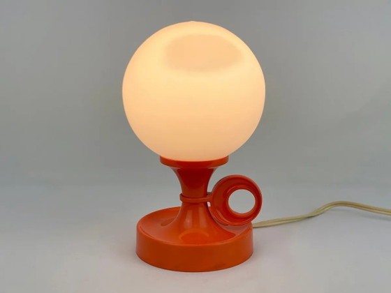 Lampe boule orange vintage Space Age des années 70. – Métal, Plexiglas (photo 5 of 5)