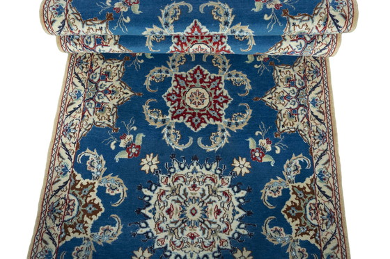 Image 1 of Handgeknoopt Perzisch tapijt - Nain 9La met zijde 380 x 93 cm - Oosters tapijt