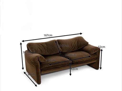 Iconische vintage Cassina 2-zitsbank met originele bekleding.