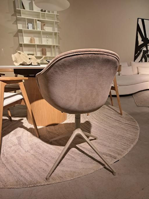 Adelaide Esszimmerstuhl mit Drehfunktion Boconcept