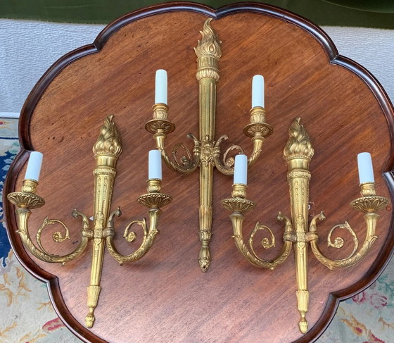 Set van drie kandelaars in Empire-stijl. – Wandlampen, Bronze (photo 3 of 6)