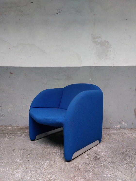 Image 1 of Ben Chair Artifort