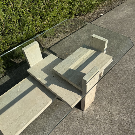 Image 1 of Tableaux Brutalist travertin