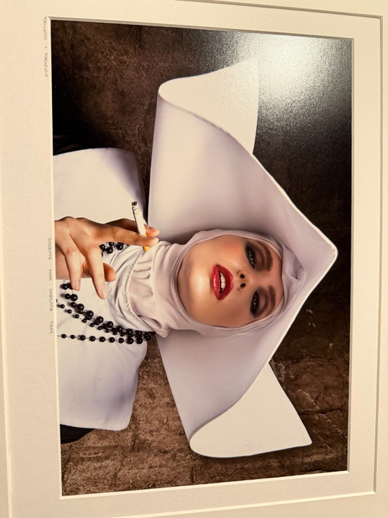 Smoking nun sinesitta italy Formento en Formento, Photography, Paper, White (photo 2 of 8)