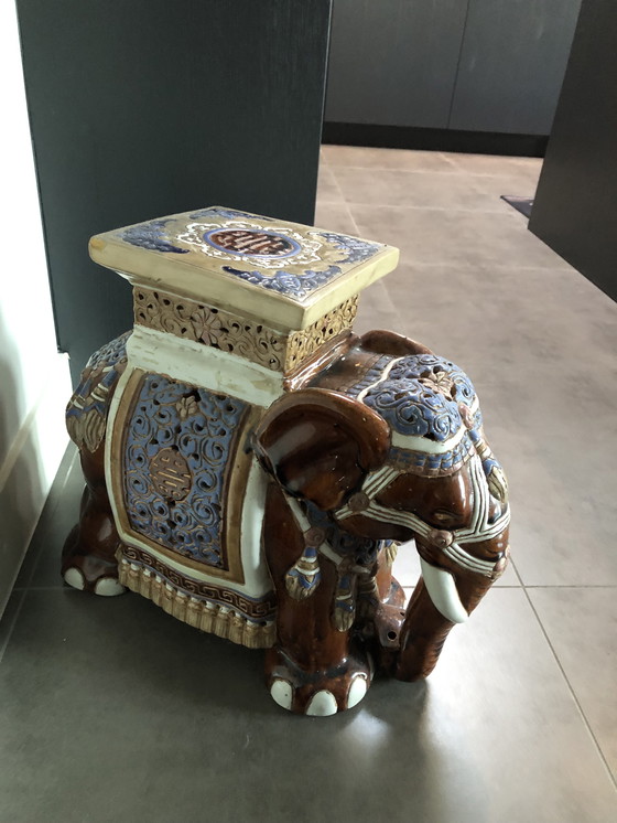 Image 1 of Ceramic elephant plant table/stool
