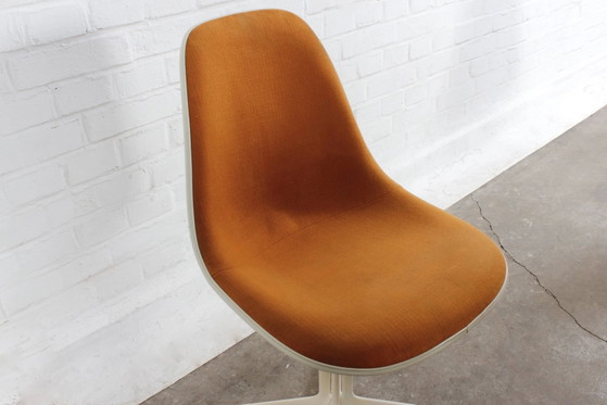 6-teiliges Set original Eames La Fonda Esszimmerstühle Vitra Miller – Herman Miller, Metal, Fiberglass (photo 6 of 21)