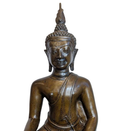 Antique Thai Bronze Buddha in Bhumisparsha Mudra – 119 – Sculpture (photo 8 of 9)