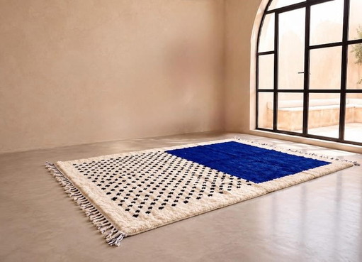 Alfombra bereber tradicional hecha a mano, azul y blanca, 2/3 m – Ahrend, vloerkleden en tapijten, Wool (photo 2 of 7)