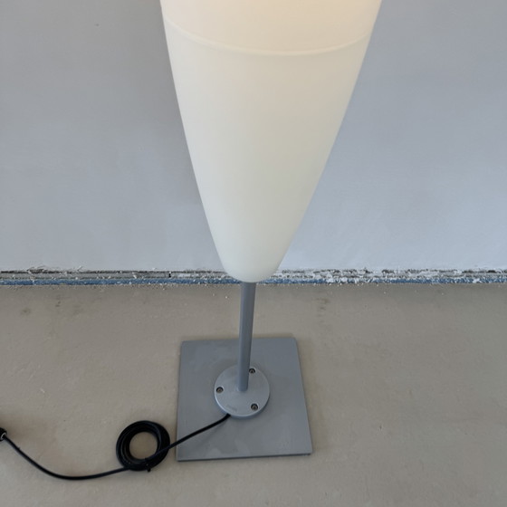 Image 1 of Lampada da tavolo Foscarini avana