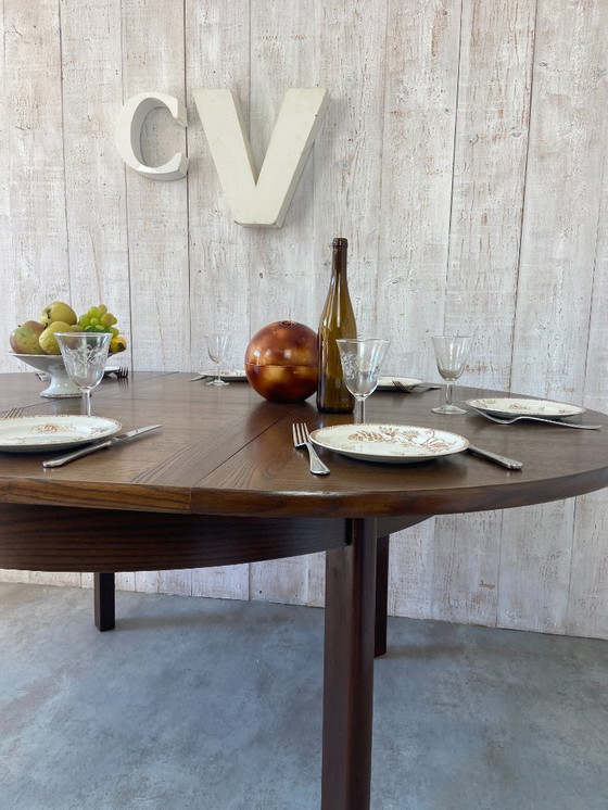 Image 1 of Vintage extendable table