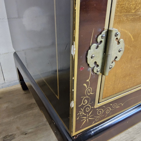 Image 1 of Vintage Chinese kast Bladgoud / Bloemen en Vogels / Bohemian / oosterse/ Aziatische kast 