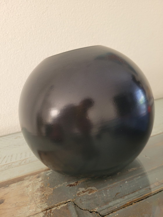 Image 1 of T-Sign Royal Tichelaar Makkum vase, overhanging or partially rounded bottom