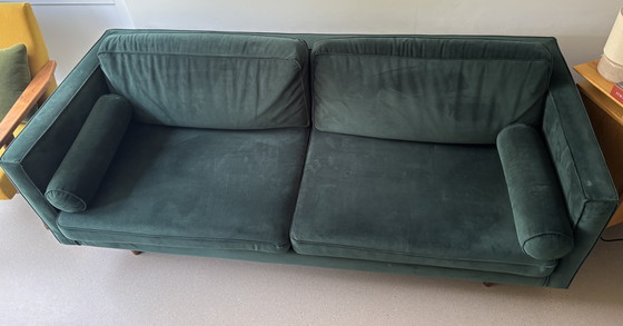 Image 1 of Dunkelgrünes 2,5-Sitzer-Sofa
