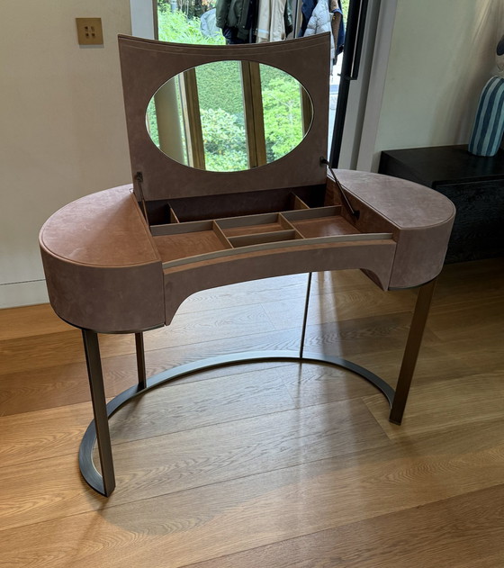 Image 1 of Tavolo da trucco Baxter Yves