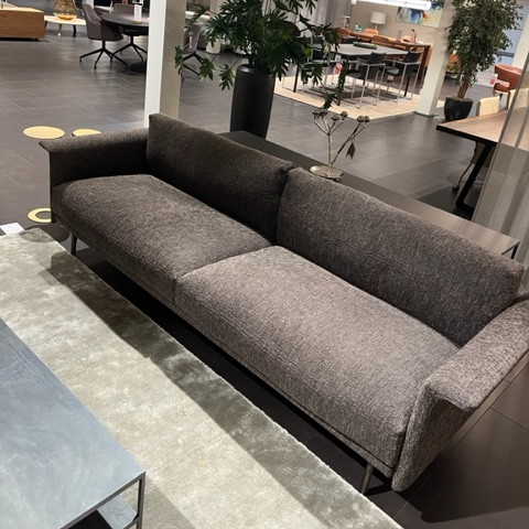 Image 1 of Divano Montis Otis a 4 posti