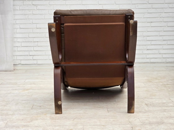 Image 1 of Anni '70, design scandinavo, poltrona in pelle marrone per arredamento.