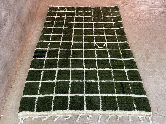 Alfombra verde de 250 cm x 150 cm. – Wool (photo 8 of 10)