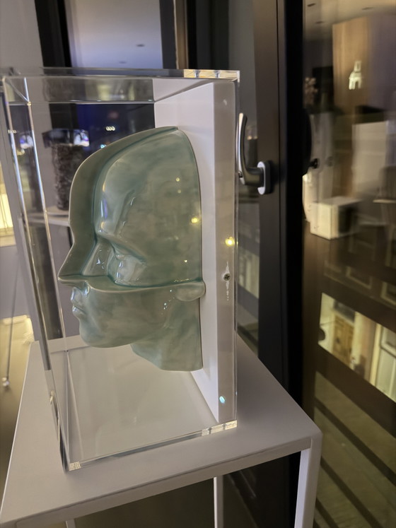 Opera di Guido van Ophoven – Sculture, Ceramic, Plexiglass (photo 2 of 5)