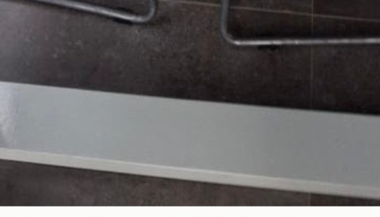 Image 1 of Designertisch + 6 Drahtstühle