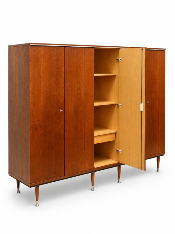 Image 1 of 5-Deurs Teak Kledingkast met Hanggedeelte en Legplanken