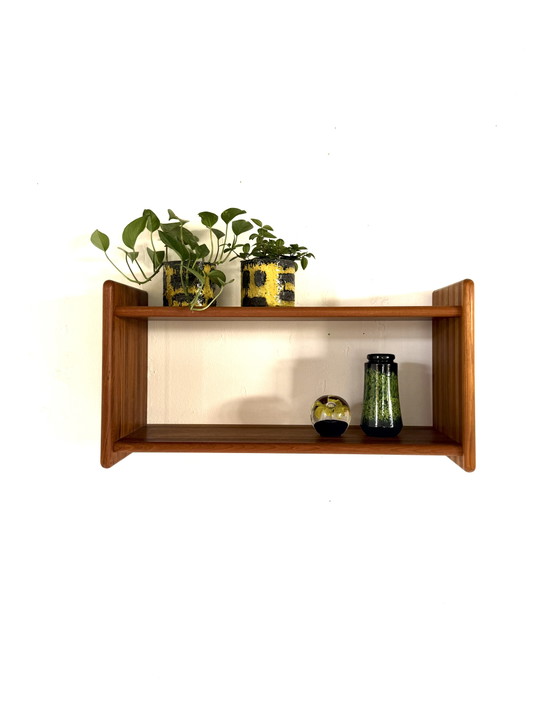 Scaffali a muro vintage in teak, Danimarca anni '70 – Legno, Metallo (photo 2 of 9)