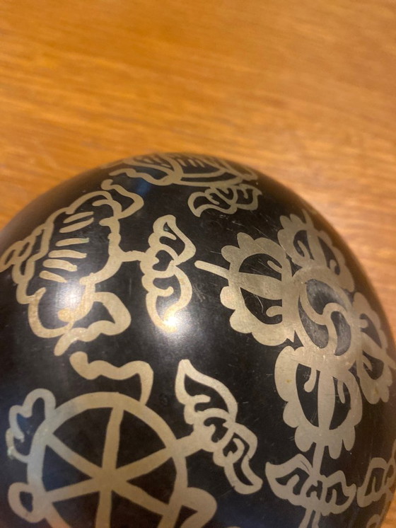 Image 1 of Klein metalen klankschaaltje met houten hamer – decoratief & meditatief