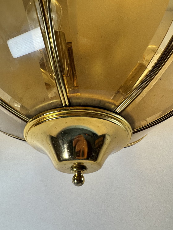 Image 1 of Grande lampada a sospensione "Lotus" d'epoca in vetro fumé e ottone - stile Hollywood Regency