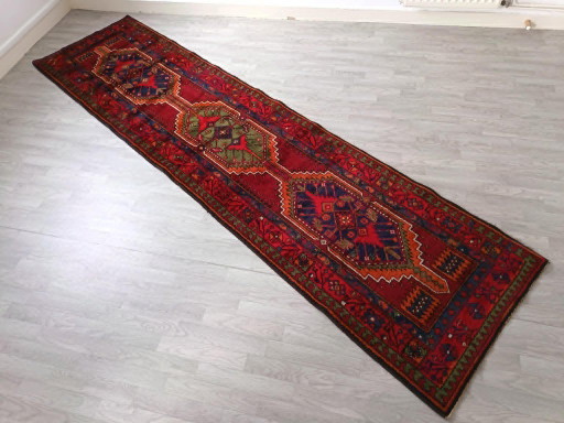Alfombra de pasillo de estilo persa