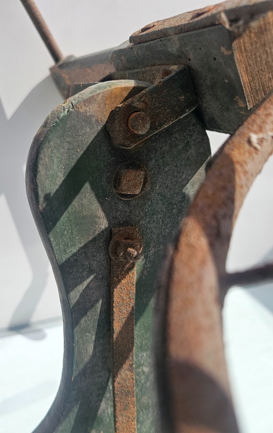 Image 1 of Triciclo antiguo y completamente original