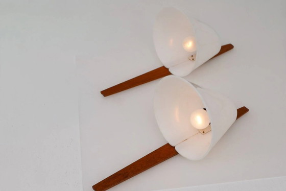 Mid-century moderne Zweedse wandlampen in teak van Uno & Östen Kristiansson voor Luxus, 1975, set van 2 (photo 10 of 21)