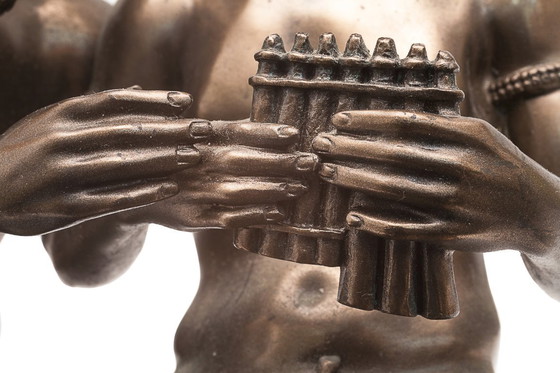 Image 1 of Beeldhouwwerk van Pan en Daphnis