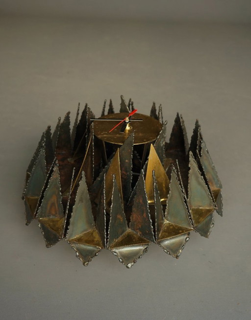 Brutalistische metalen wandklok van A. Becht, 1986