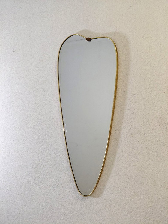 Image 1 of Separate fifties mirror with decorative edge